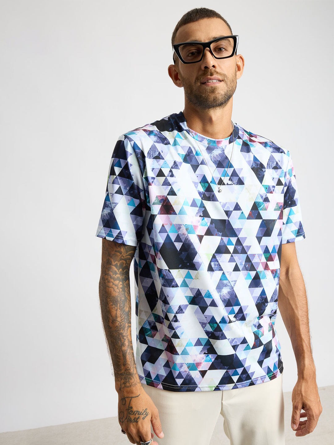 

FREAKINS Geometric Printed Round Neck Short Sleeves T-shirt, White
