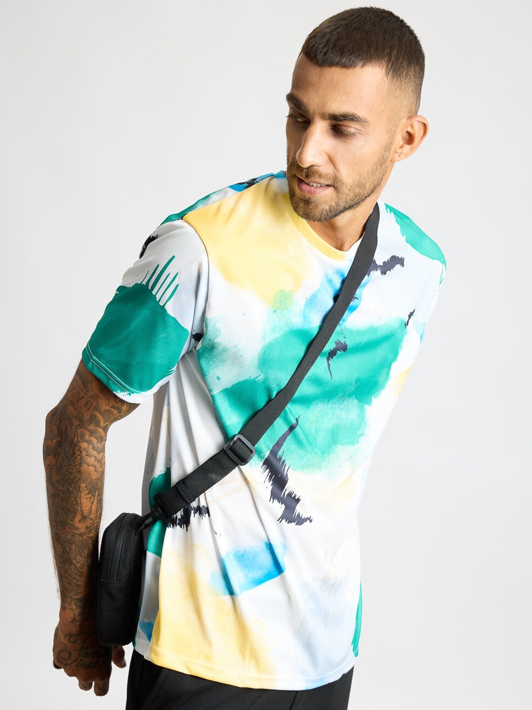 

FREAKINS Tie and Dye Dyed Round Neck Short Sleeves T-shirt, White