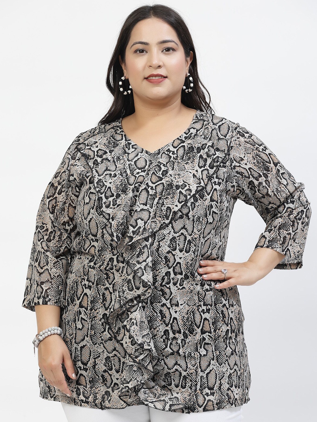 

plusS Plus Size Animal Print Longline Top, Black