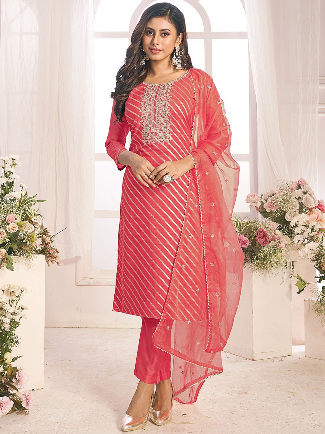 

Ishin Ethnic Motifs Embroidered Regular Kurta with Trouser & Dupatta, Peach
