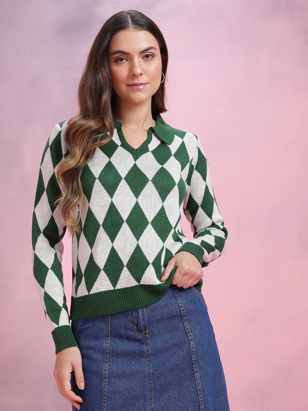 

DressBerry Argyle Acrylic Pullover, Green