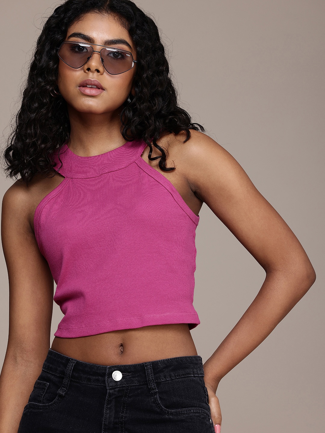 

The Roadster Life Co. Round Neck Ribbed Cropped Top, Pink