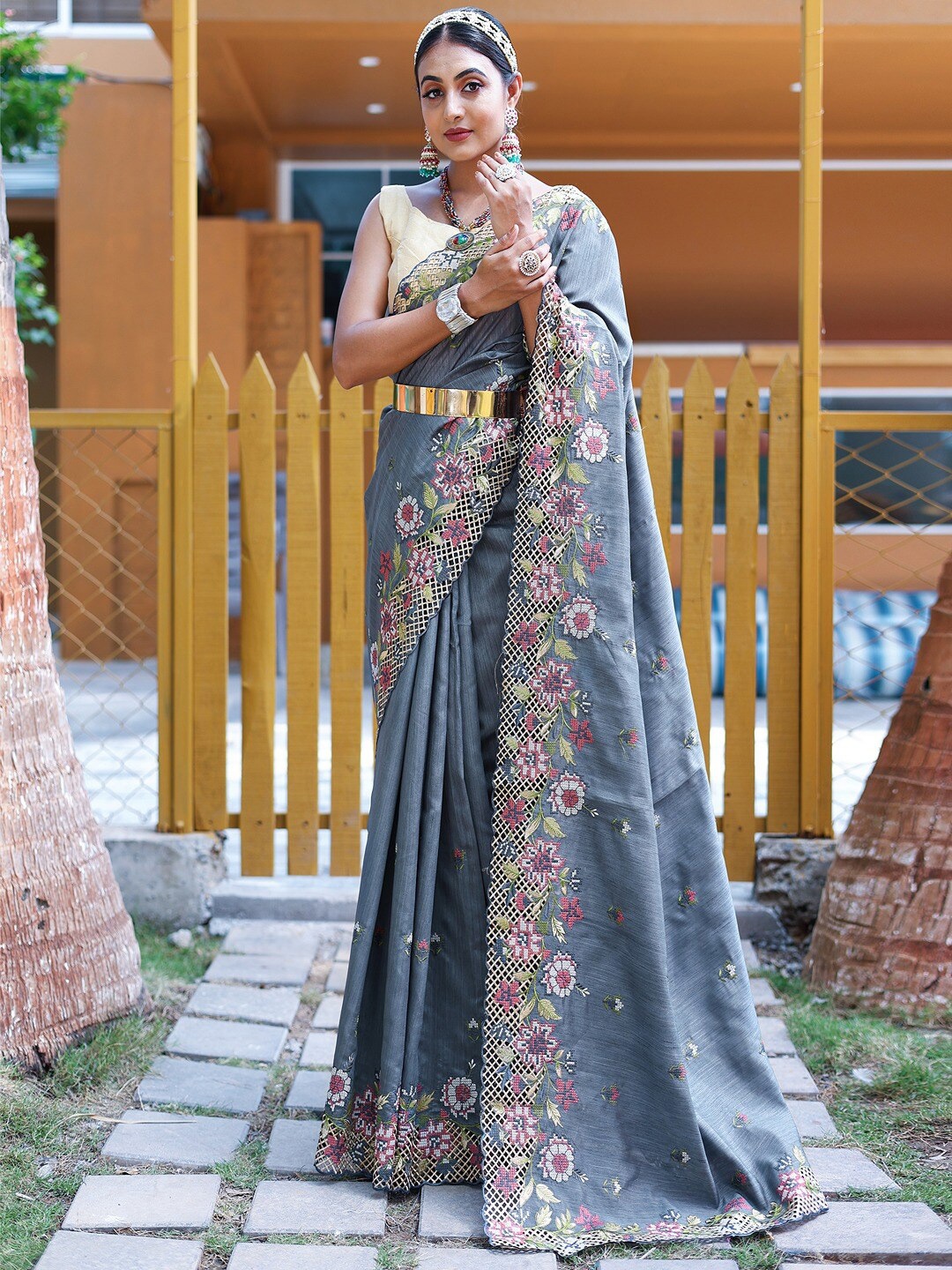 SGF11 Floral Embroidered Silk Cotton Saree, Grey