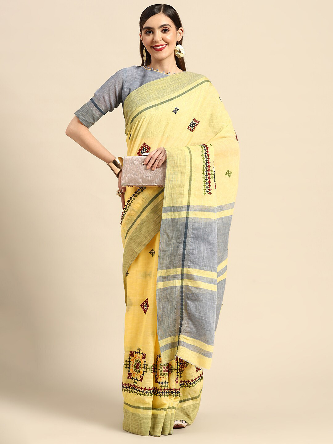 

KALINI Floral Embroidered Pure Linen Saree, Yellow