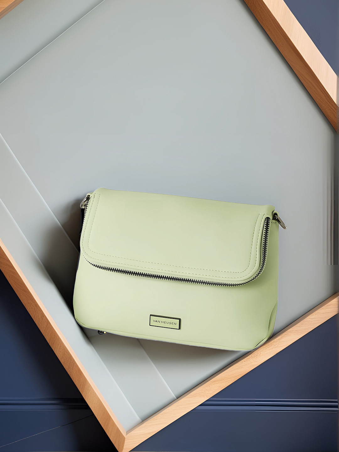

Van Heusen Sling Bag, Green