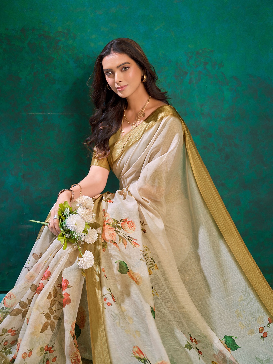 

Sangria Floral Printed Linen Saree, Beige