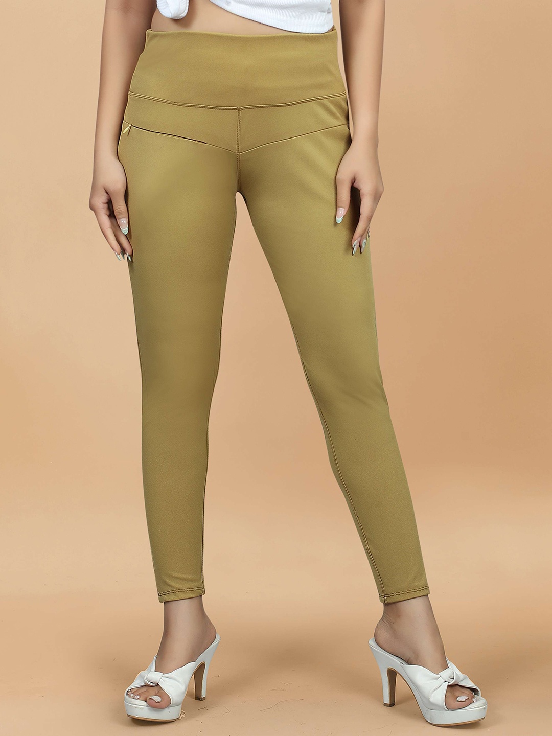 

Aardiva Women Skinny Fit Stretchable Jeggings, Brown