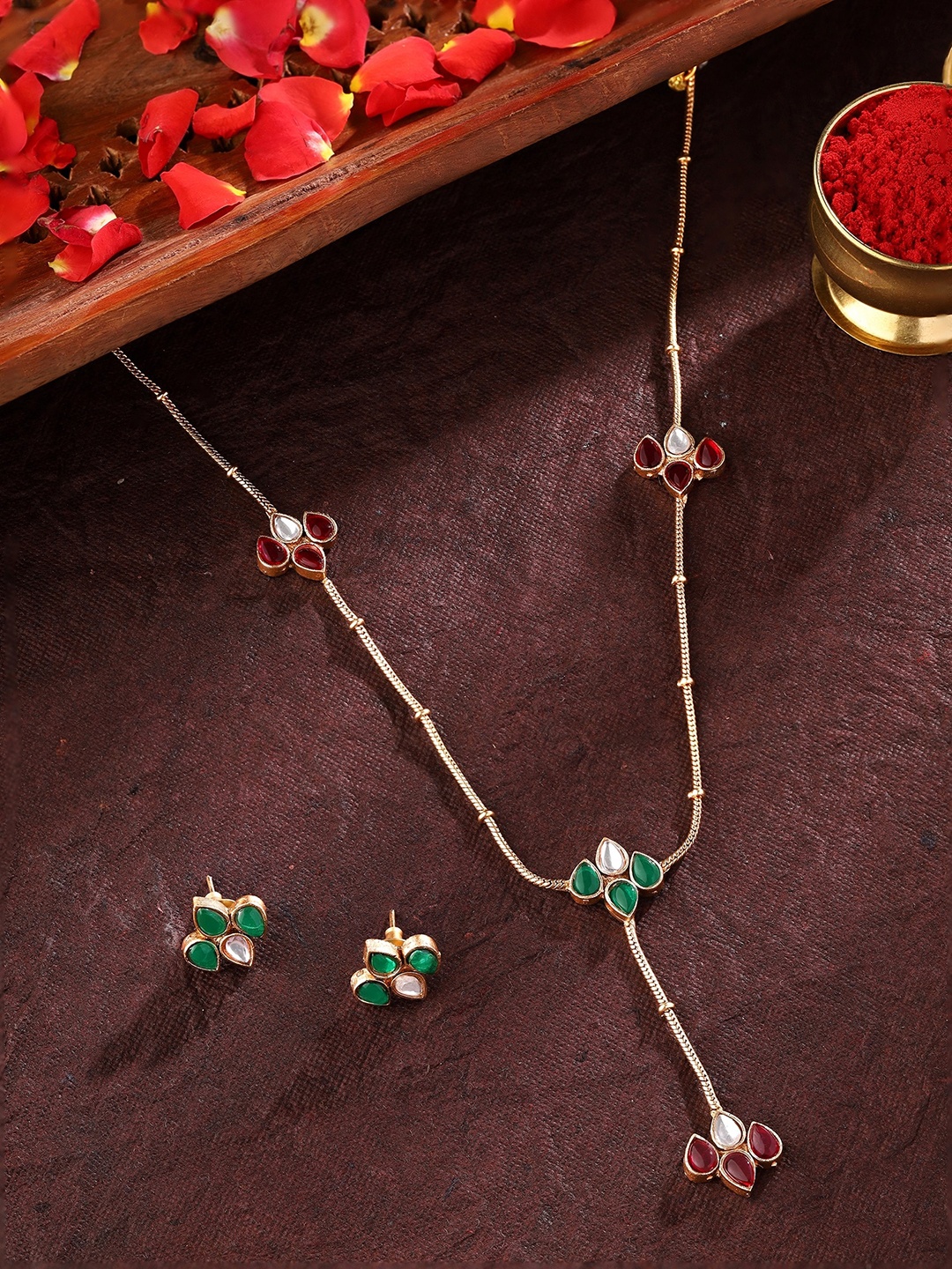 

Priyaasi Gold-Plated Stone Studded Jewellery Set