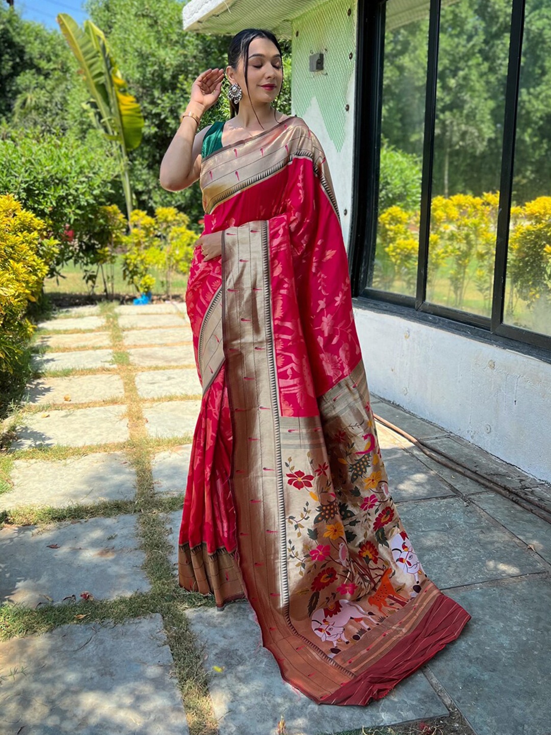 

SGF11 Floral Zari Art Silk Heavy Work Kanjeevaram Saree, Pink