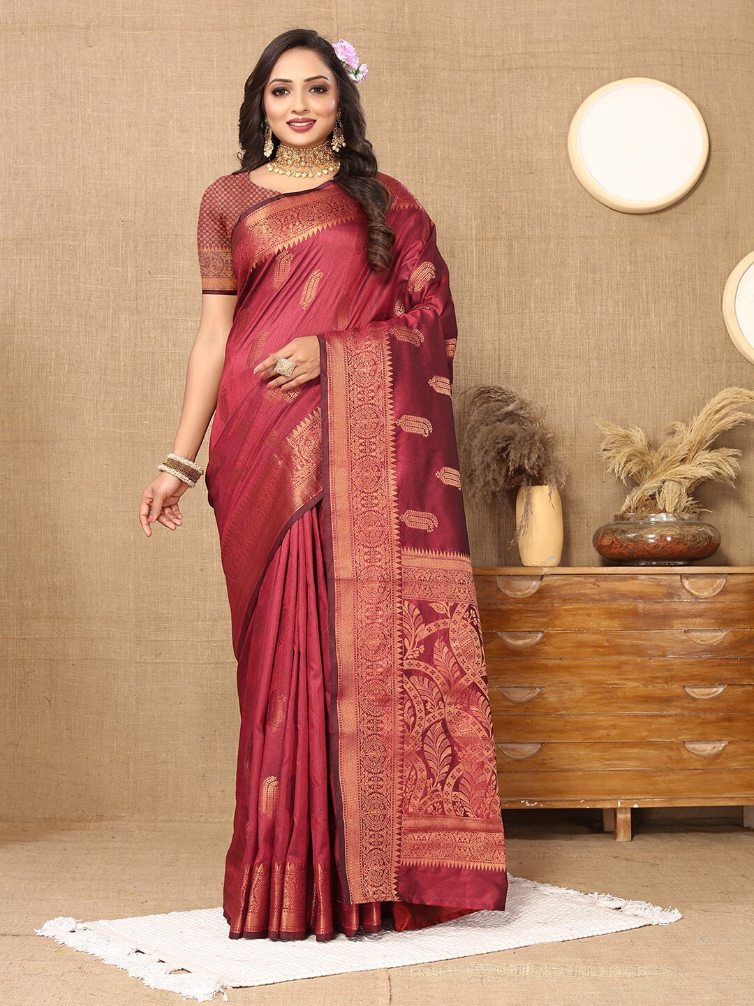 

Lookslady Ethnic Motifs Woven Design Zari Chanderi Saree, Maroon