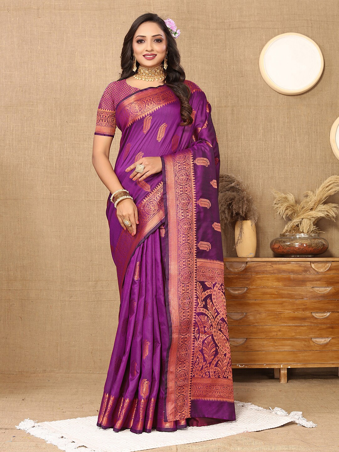 

Lookslady Ethnic Motifs Woven Design Zari Chanderi Saree, Purple