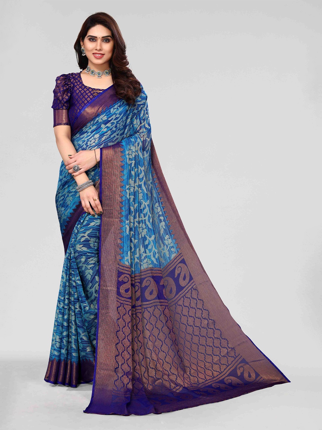 

HALFSAREE STUDIO Floral Zari Printed Saree, Blue