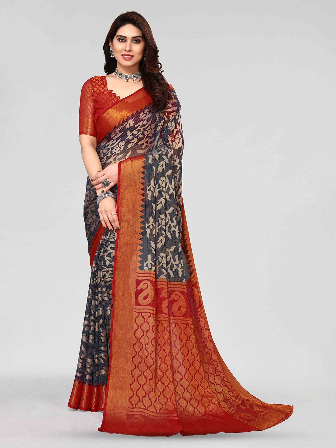 

HALFSAREE STUDIO Floral Printed Zari Poly Chiffon Saree, Grey