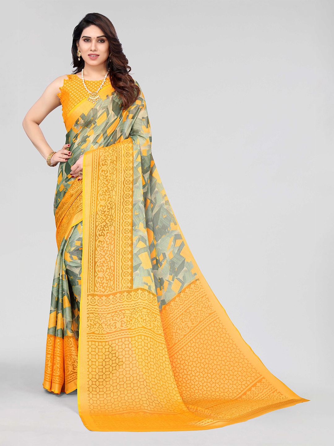 

HALFSAREE STUDIO Floral Printed Zari Saree, Mustard