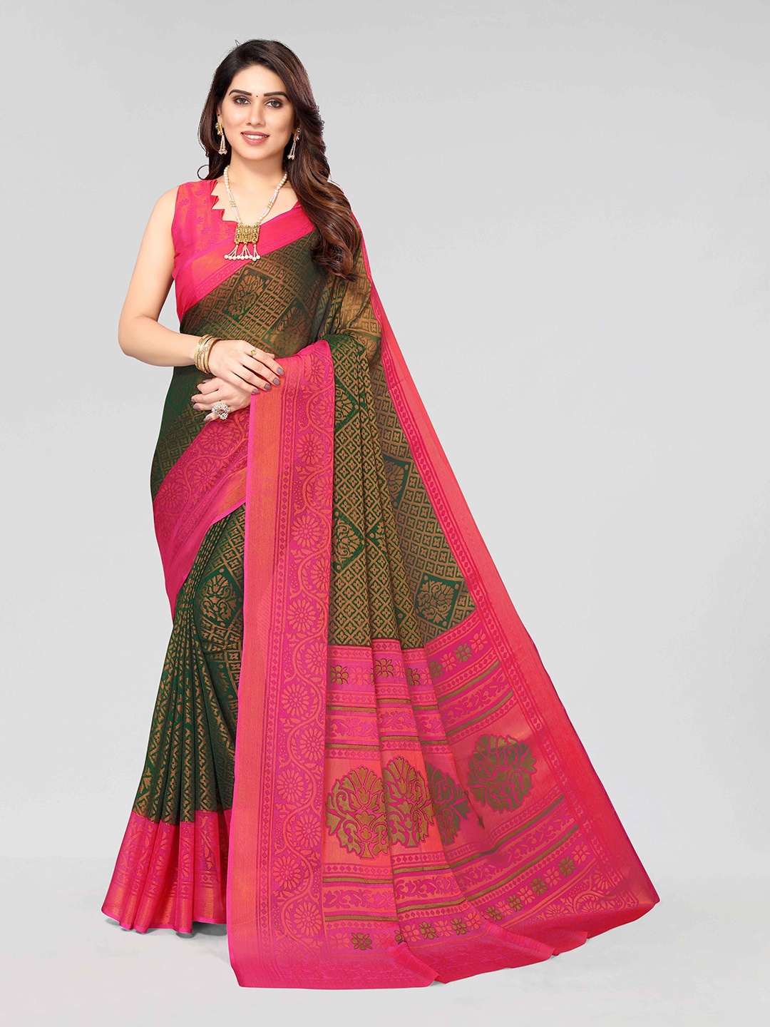 

HALFSAREE STUDIO Ethnic Motifs Woven Design Zari Poly Chiffon Saree, Green