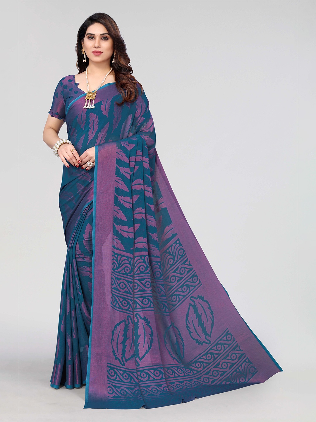 

HALFSAREE STUDIO Floral Woven Design Saree, Green