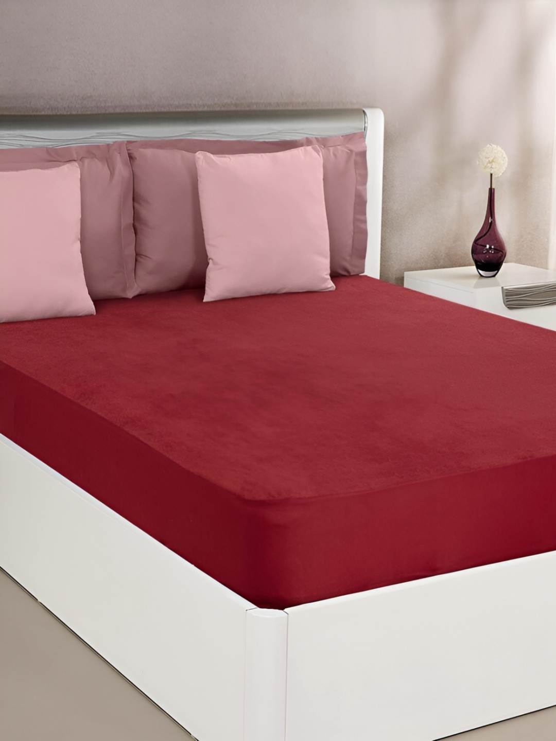 

RF RELAXFEEL Maroon Textured Water Resistant Fitted Mattress Protector