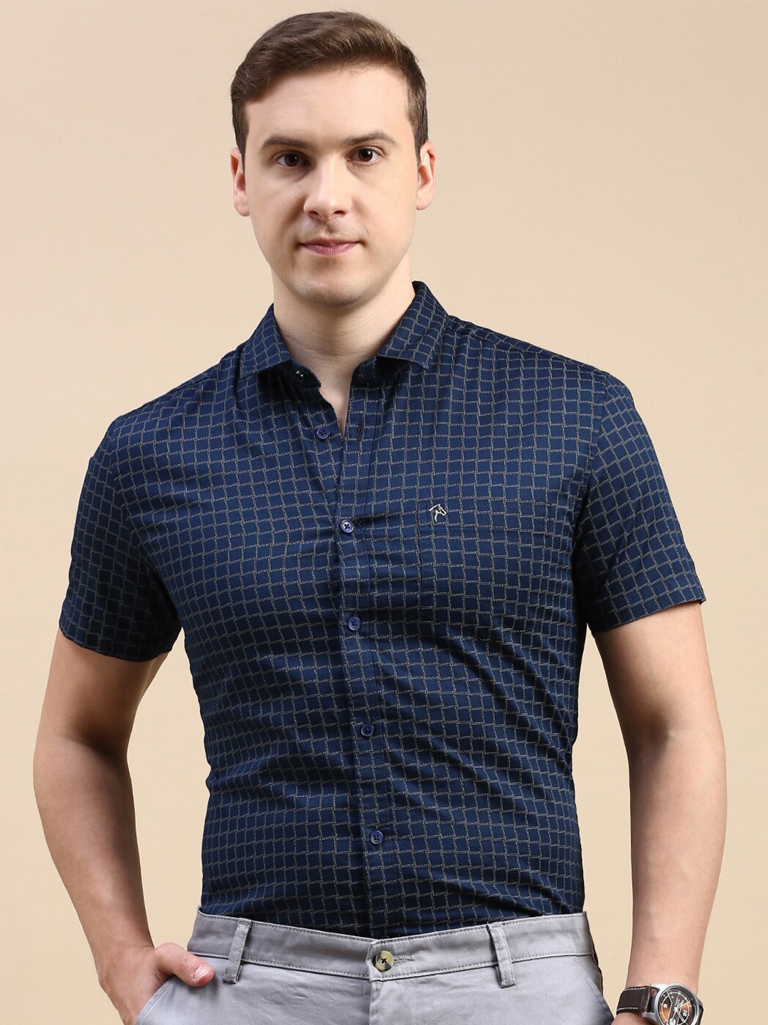 

CP BRO India Slim Checked Cotton Spread Collar Slim Fit Opaque Casual Shirt, Navy blue