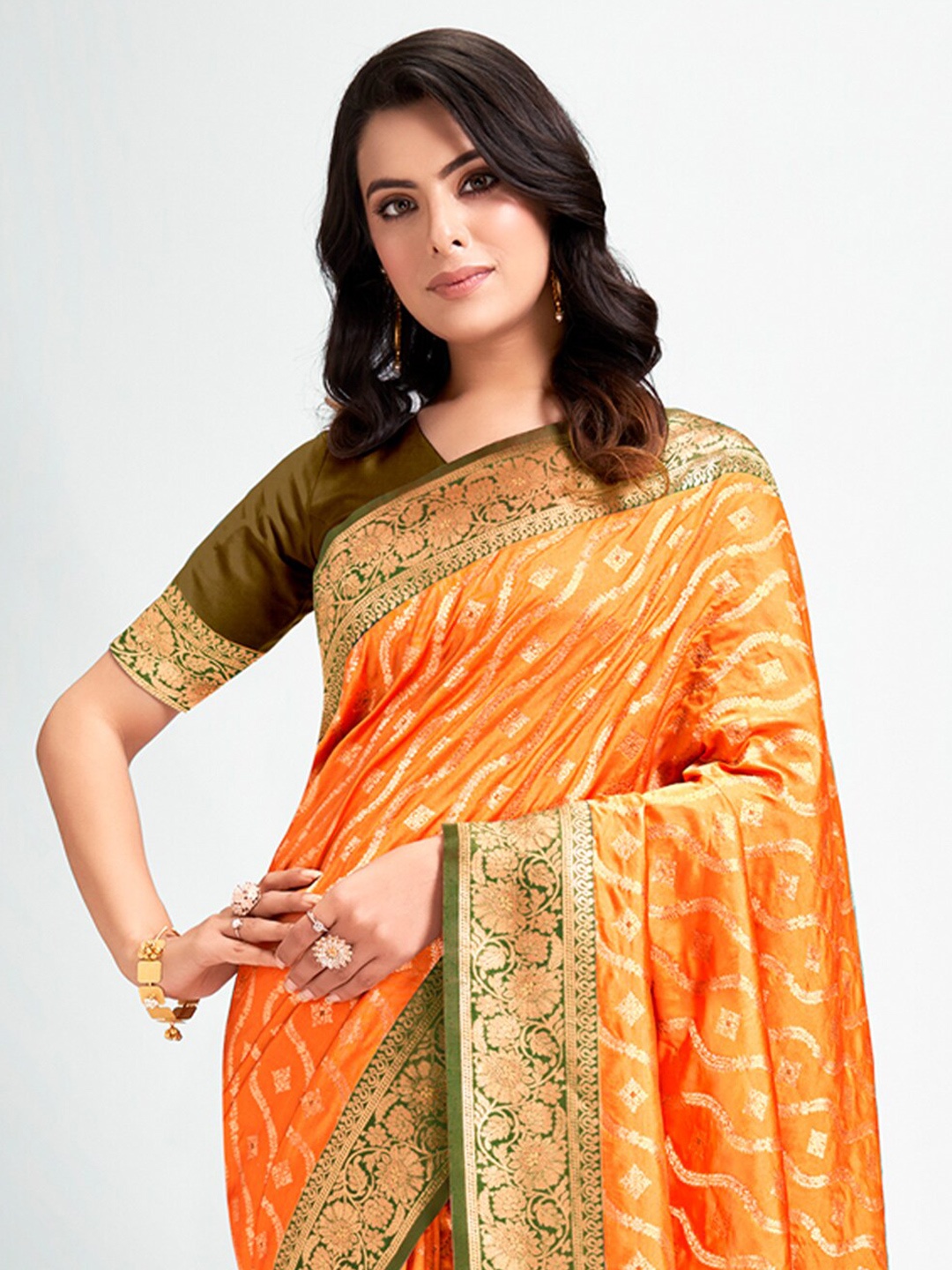 

Ishin Floral Woven Design Zari Saree, Mustard