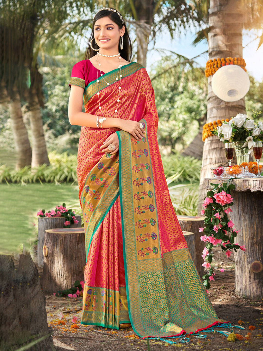 

Ishin Floral Zari Printed Banarasi Saree, Pink