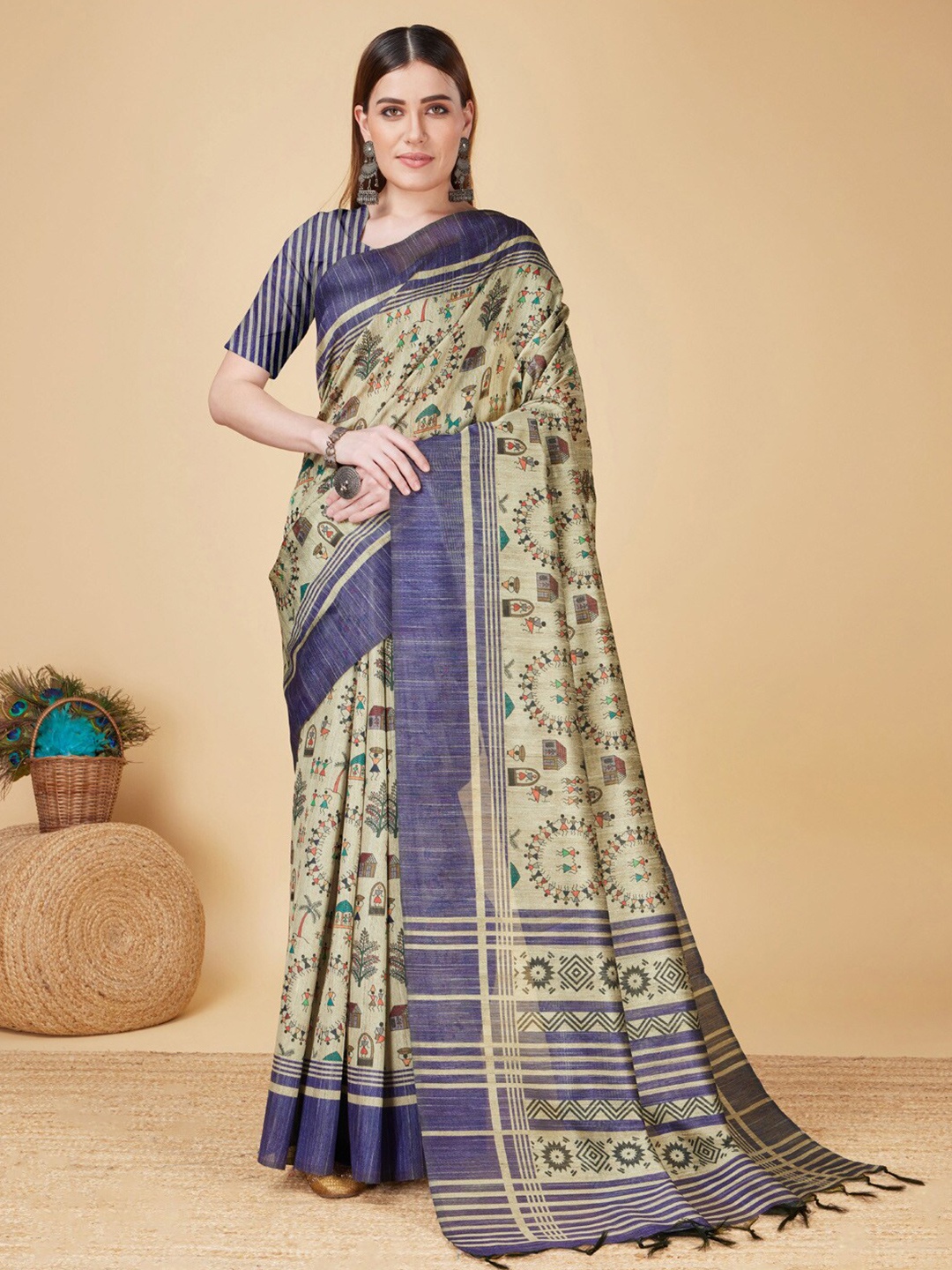 

Ishin Warli Printed Saree, Grey