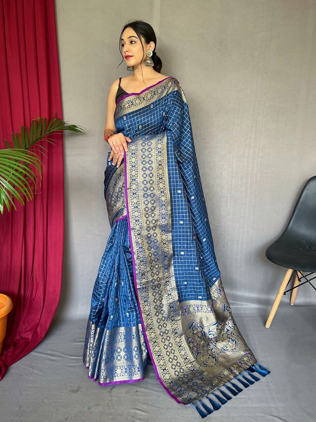 

SGF11 Woven Design Pure Zari Heavy Work Kanjeevaram Silk Saree, Blue