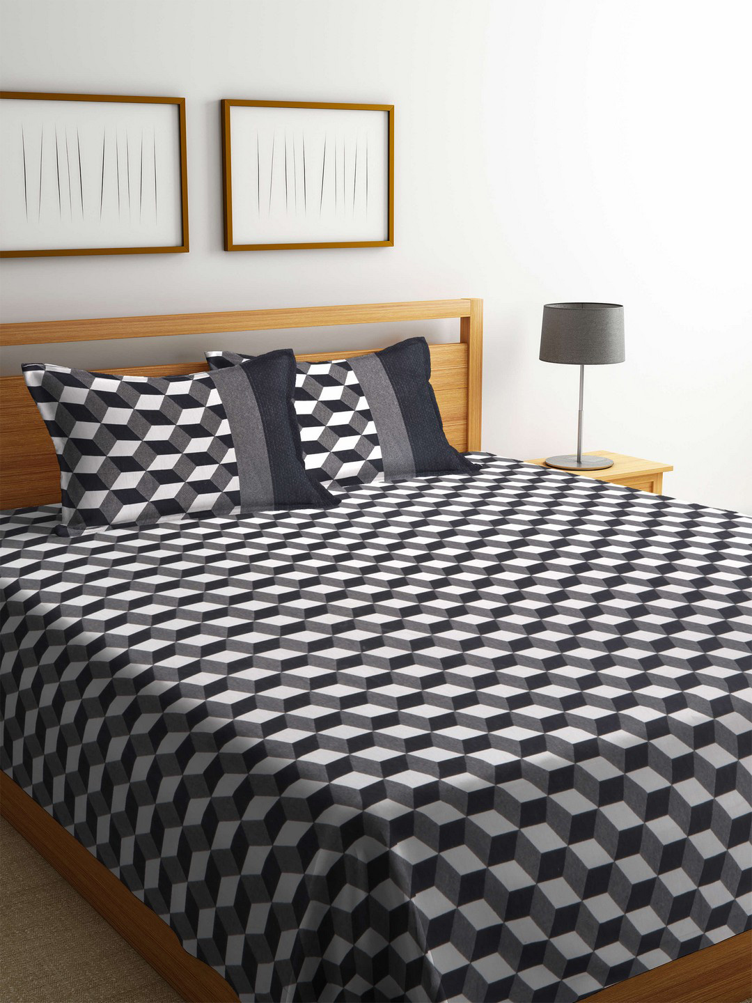 

Romee Black & White Printed Polycotton Reversible Double Bed Cover with 2 Pillow Covers