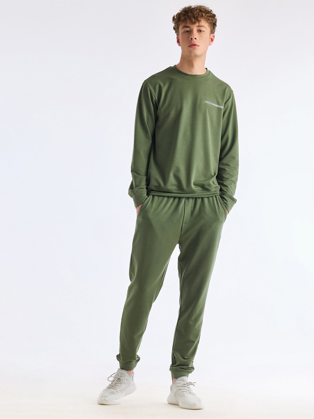 

Red Flame Round Neck Sweatshirt With Trousers Co-Ords, Olive