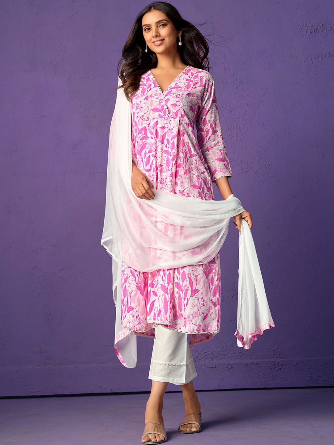 

Sangria Floral Printed V-Neck Empire A-Line Kurta With Trousers & Dupatta, Pink