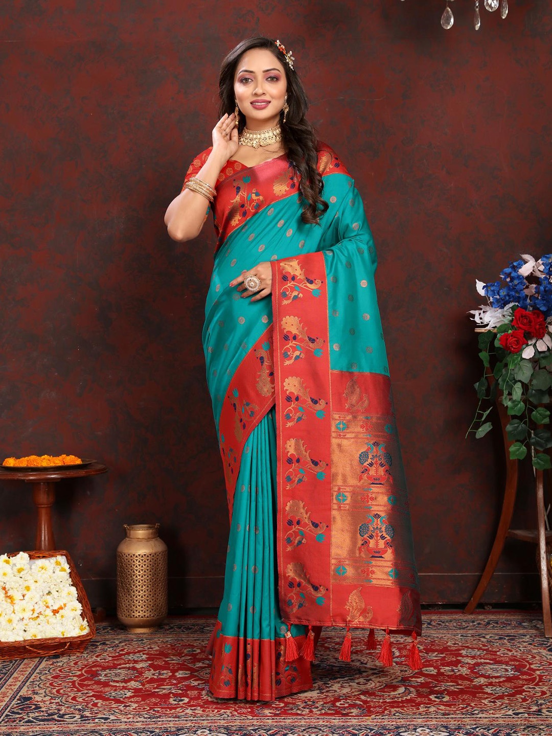 

PATIALAPICKS Woven Design Zari Pure Silk Paithani Saree, Blue