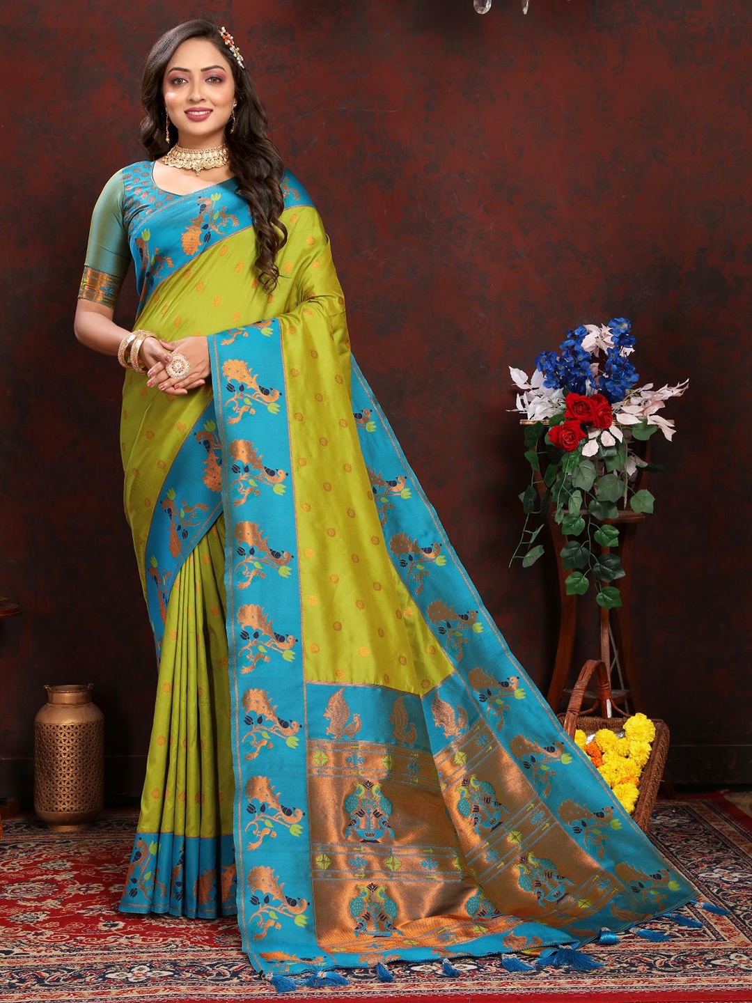 

PATIALAPICKS Woven Design Zari Pure Silk Paithani Saree, Yellow