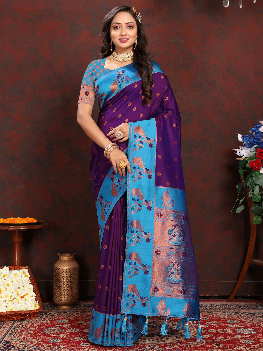 

PATIALAPICKS Woven Design Zari Pure Silk Paithani Saree, Purple
