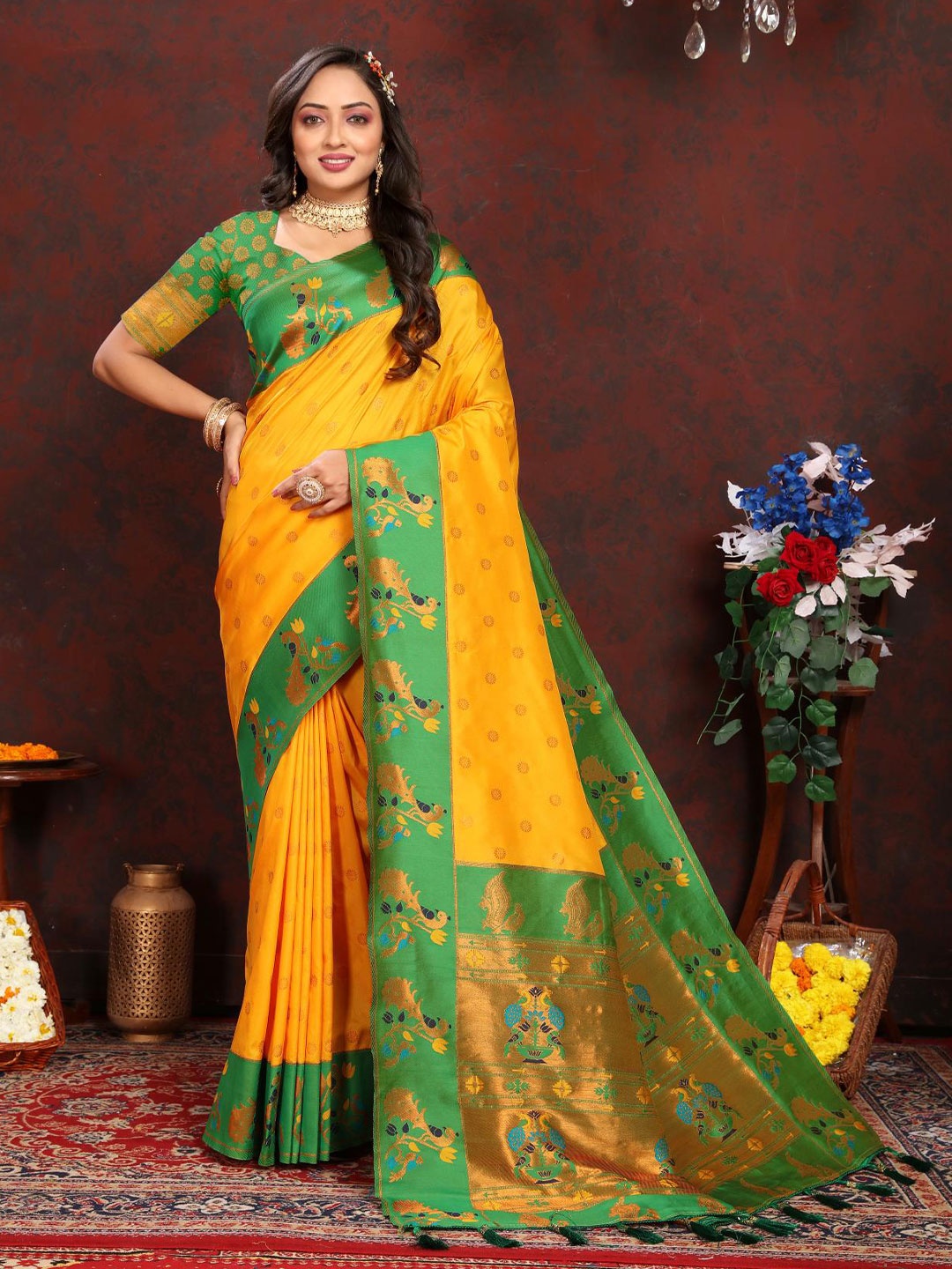 

PATIALAPICKS Woven Design Zari Pure Silk Paithani Saree, Yellow
