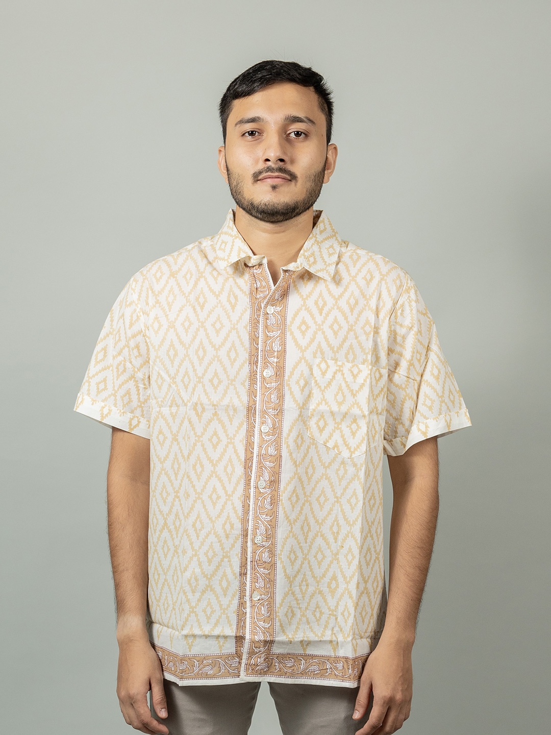 

INDIKA Abstract Printed Spread Collar Organic Cotton Casual Shirt, White