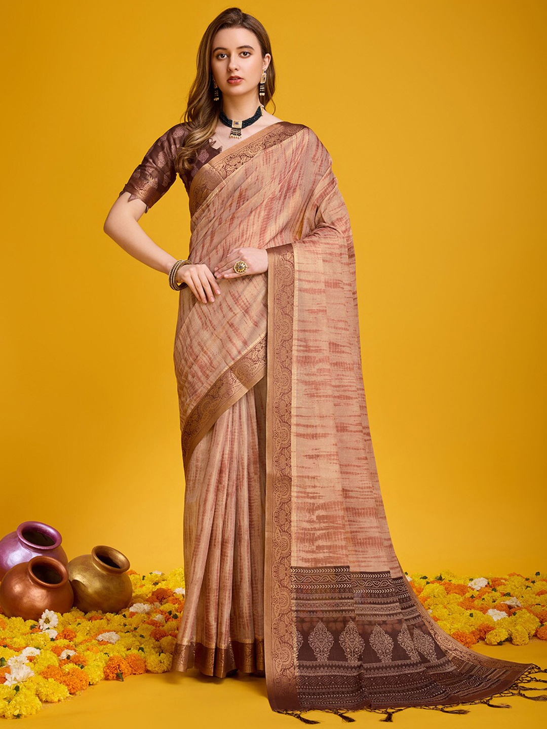 

Ishin Orange Tie and Dye Zari Saree