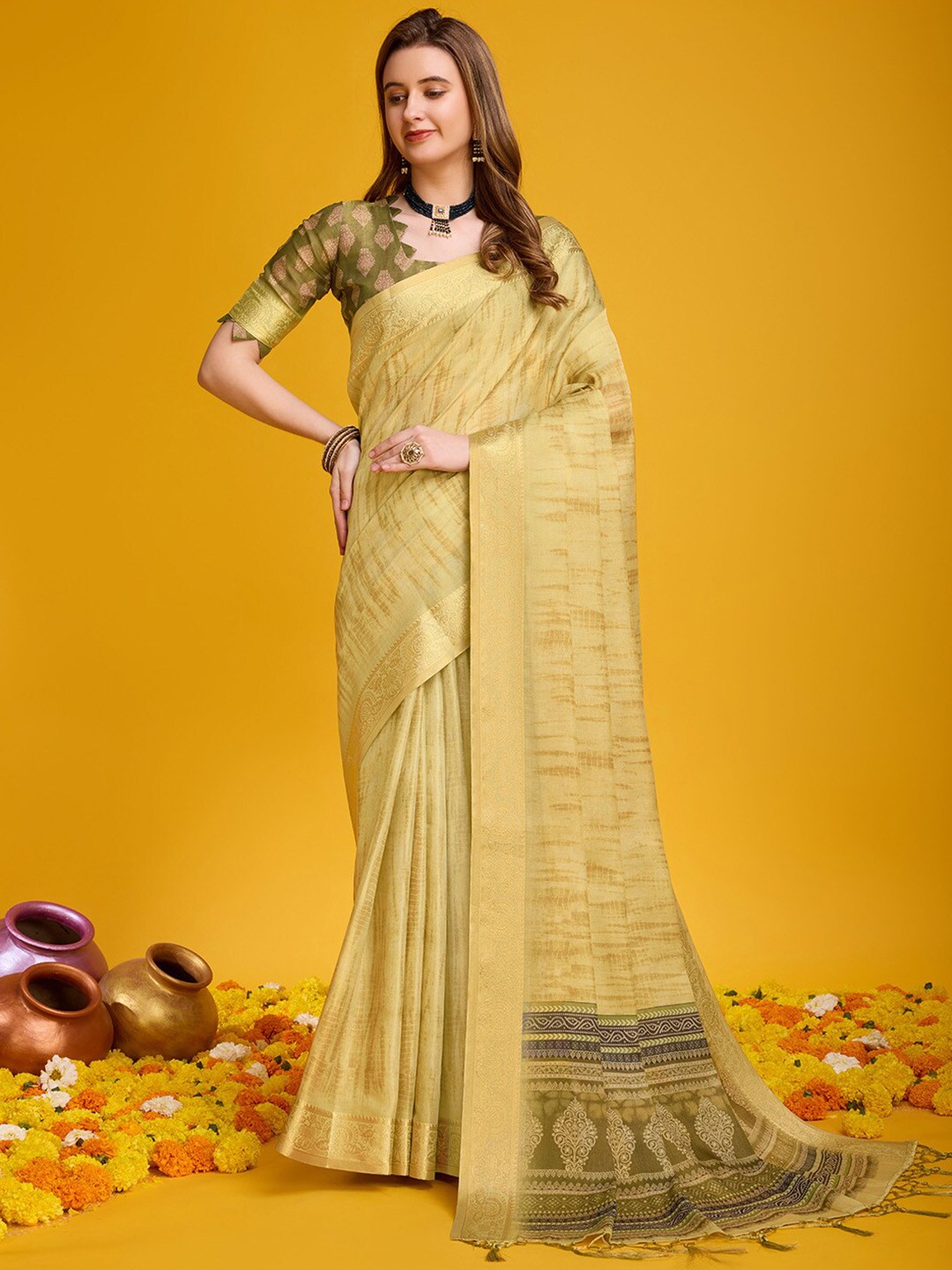 

Ishin Woven Design Saree, Yellow