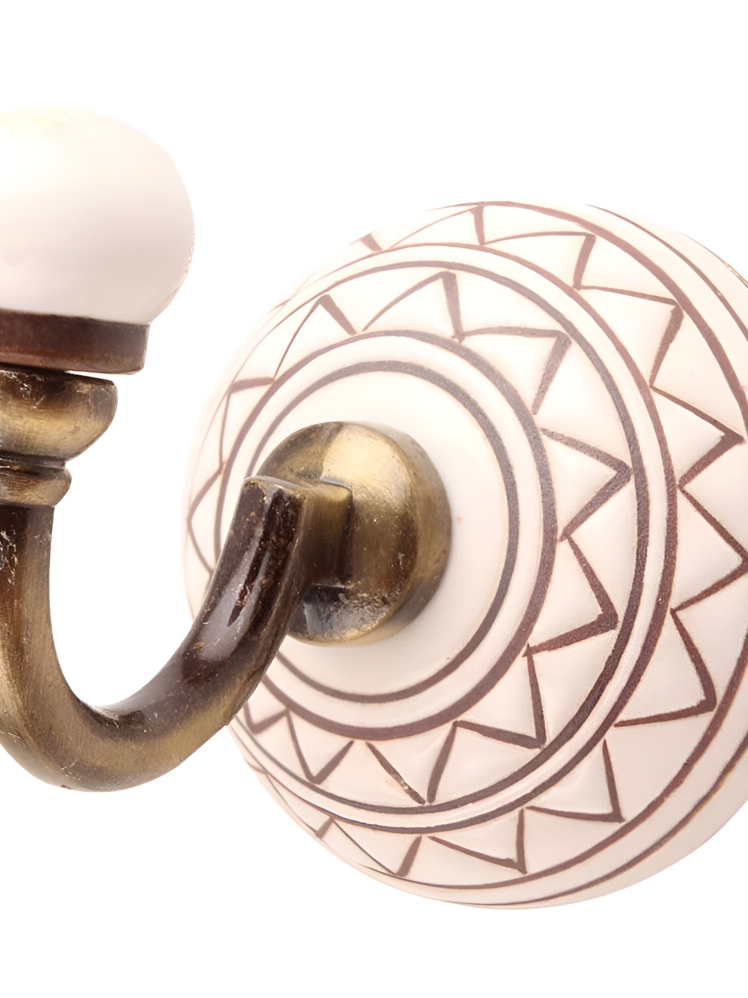 

Indianshelf White & Beige Etched Wall Hooks Key Holder