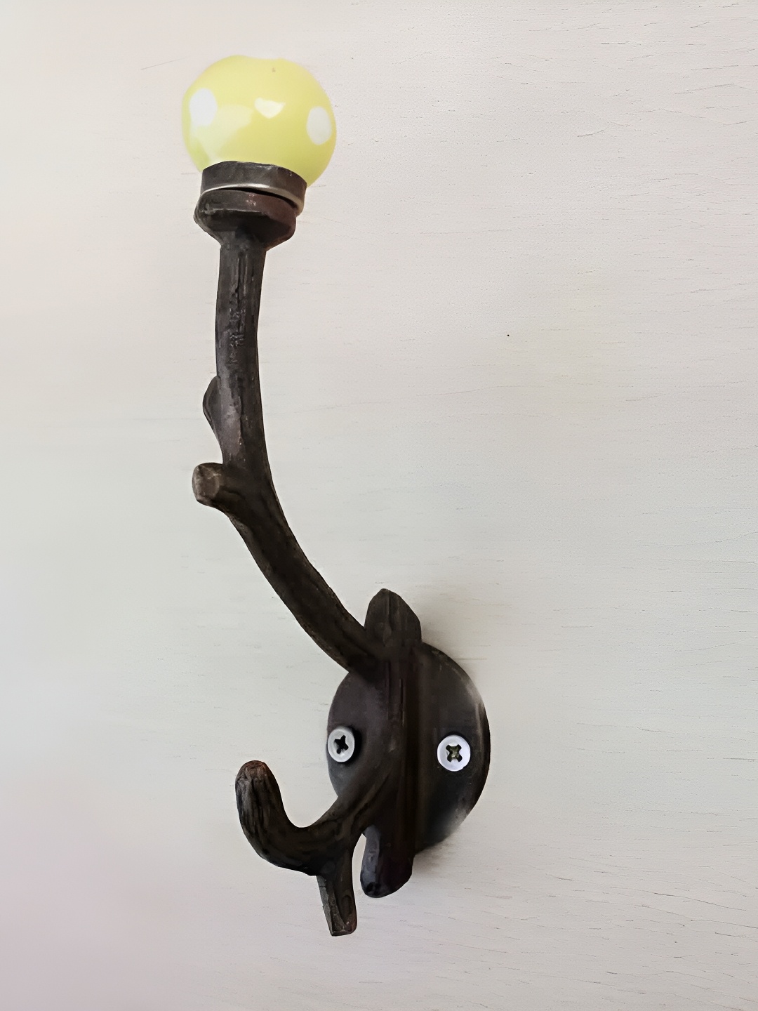 

Indianshelf Yellow & Black Dot Printed Wall Key Holder