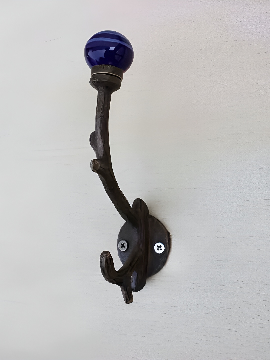 

Indianshelf Blue Ceramic Printed Wall Hooks Key Holder