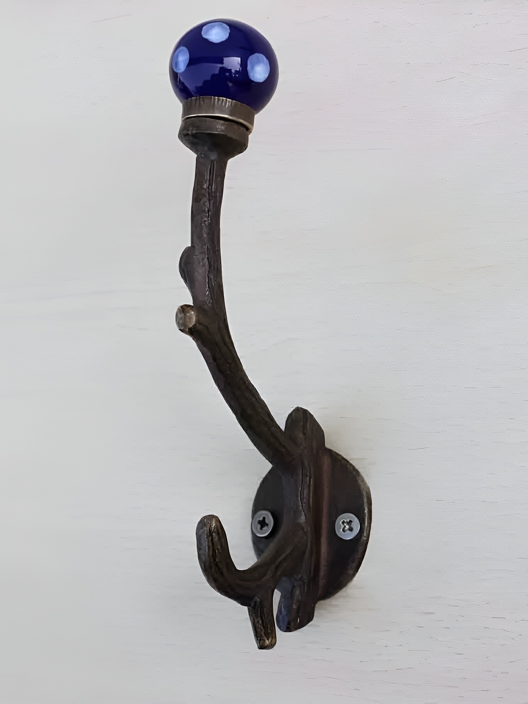 

Indianshelf Blue Dot Design Metal Wall Hooks Key Holder