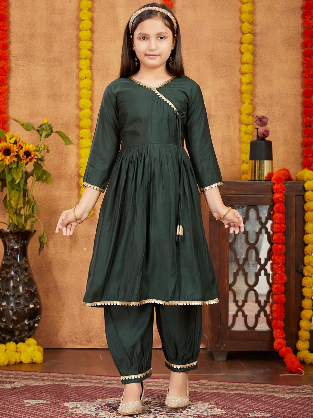 

Aarika Girls Angrakha Pure Silk Kurta With Patiala, Green