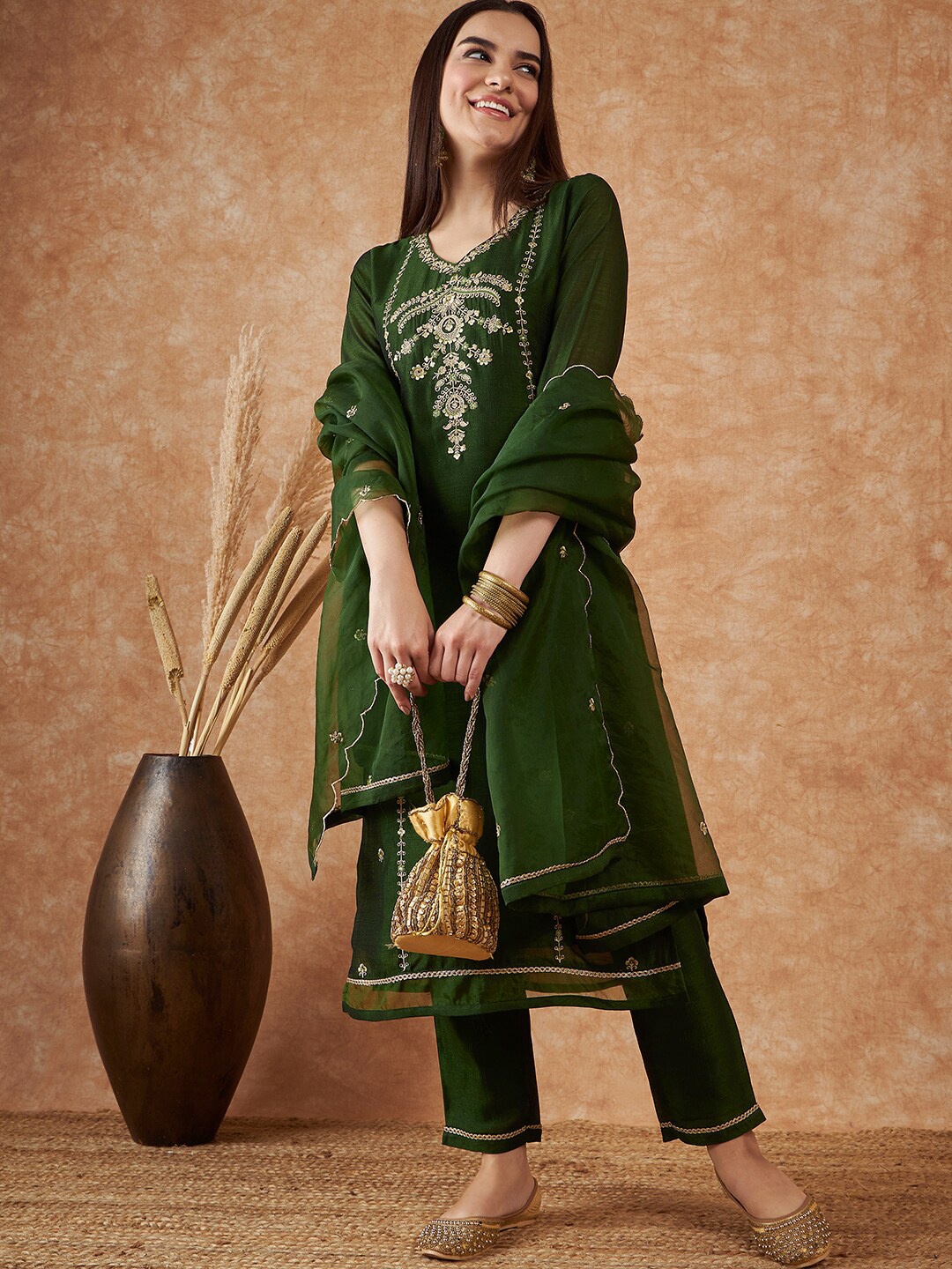 

Sangria Floral Embroidered V-Neck Sequinned Straight Kurta With Trousers & Dupatta, Green