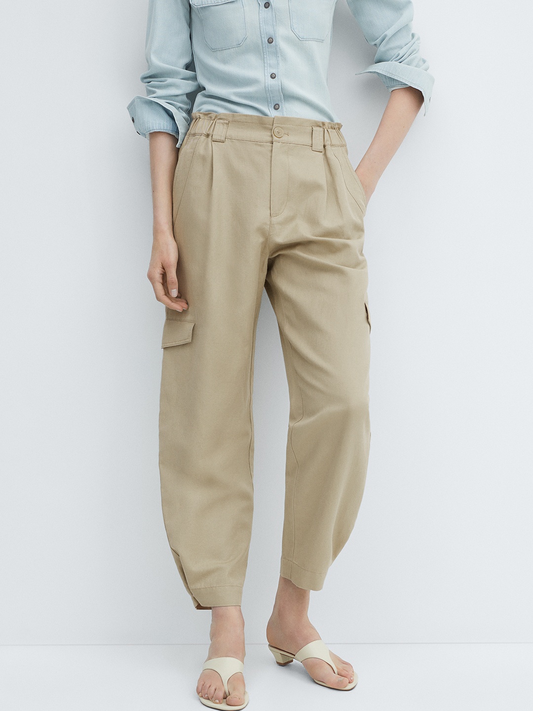 

MANGO Women Pleated Cargos Trousers, Beige