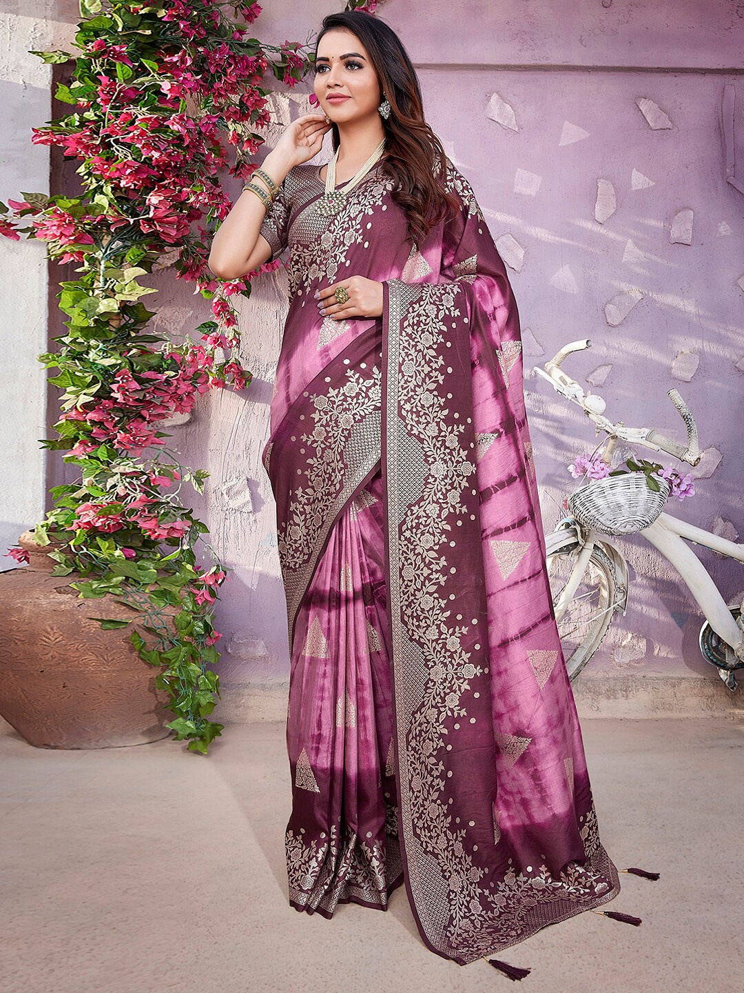 

Mitera Tie & Dye Printed Zari Banarasi Saree, Pink