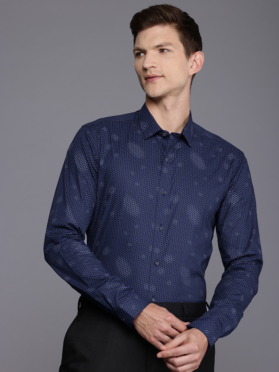 

Louis Philippe Ath.Work Super Slim Fit Opaque Printed Semiformal Shirt, Navy blue