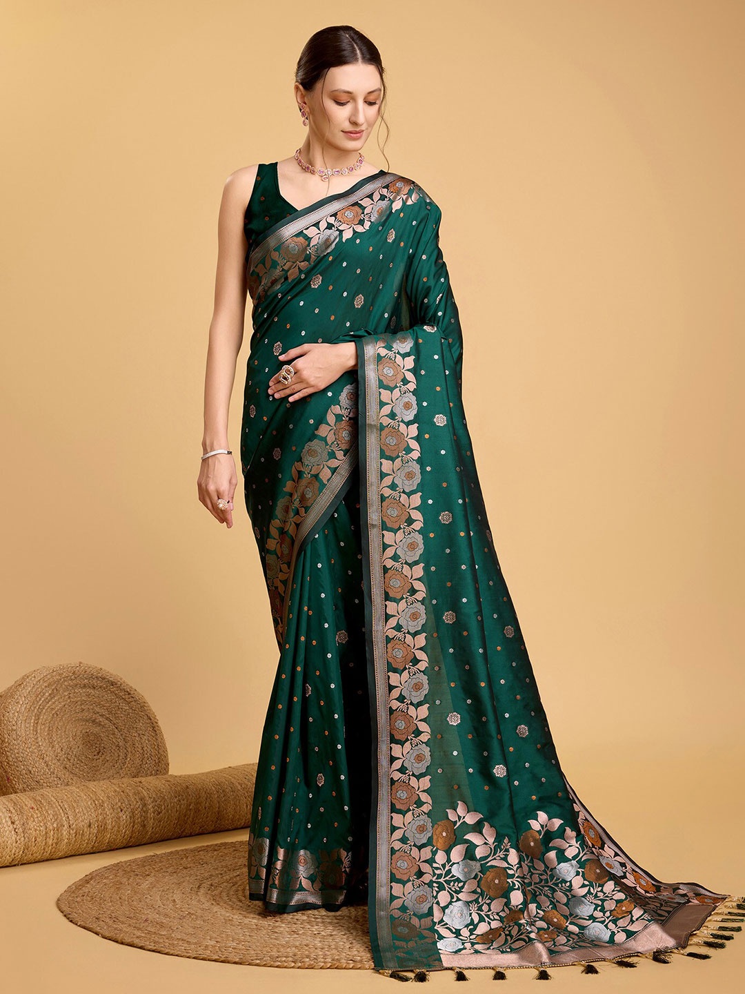 

bansari textiles Floral Zari Silk Cotton Banarasi Saree, Green