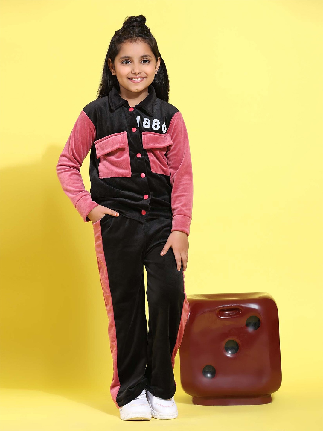 

Ameeha Girls Colourblocked Shirt Collar Velvet Shirt With Trouser, Black