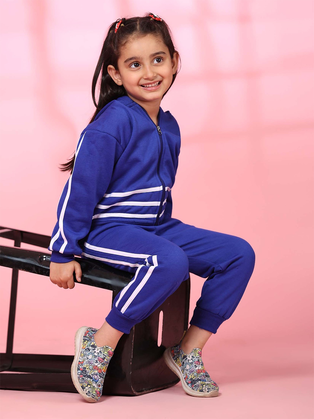 

Ameeha Girls Striped Hooded Jacket With Joggers, Blue