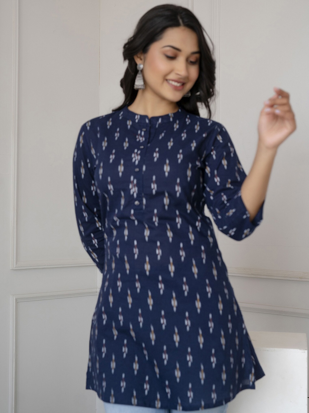 

Nayo Ethnic Motifs Printed Mandarin Collar Pure Cotton Straight Kurti, Blue
