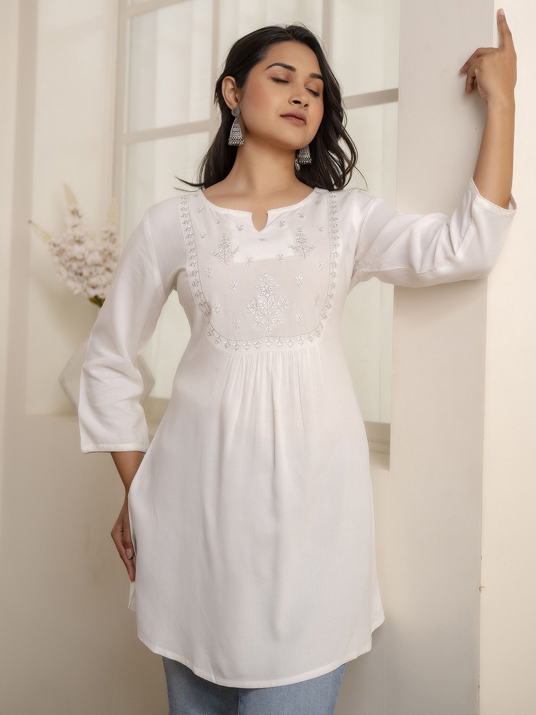 

Nayo White Ethnic Motifs Embroidered Notch Neck Pure Cotton A-Line Short Kurti